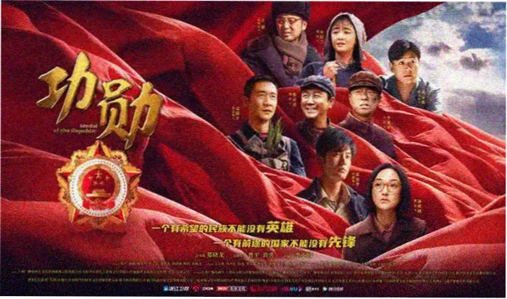 线材收纳盒与标签贴纸的桌面特写，标注每条线的去向